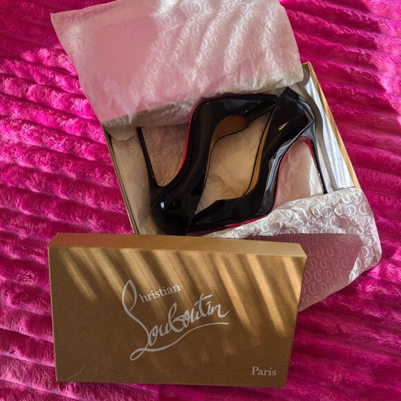 Christian Louboutin Paris Patent Pumps - Picture 1 of 7